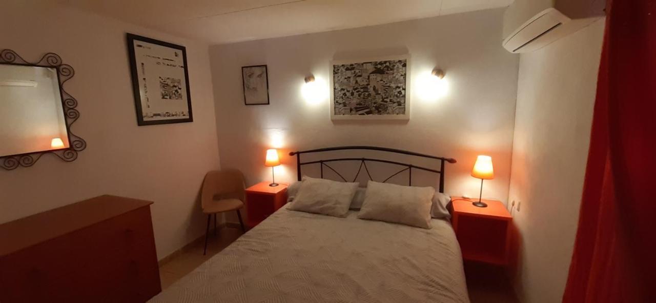 Appartement & Spa - Panoramic Olivars Pau Kültér fotó