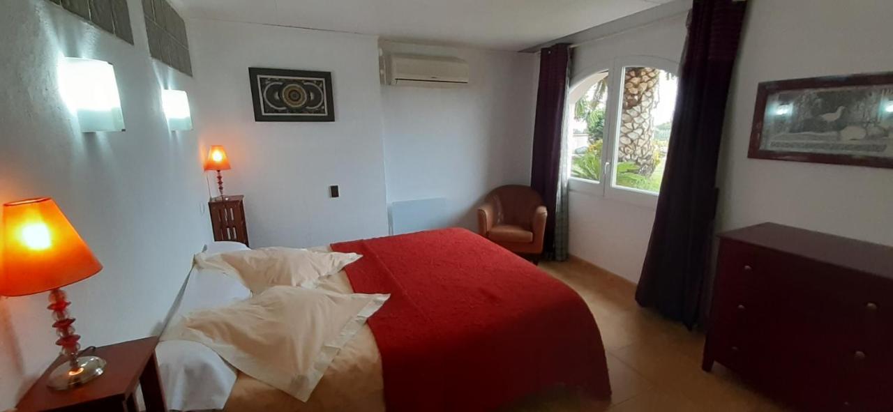 Appartement & Spa - Panoramic Olivars Pau Kültér fotó
